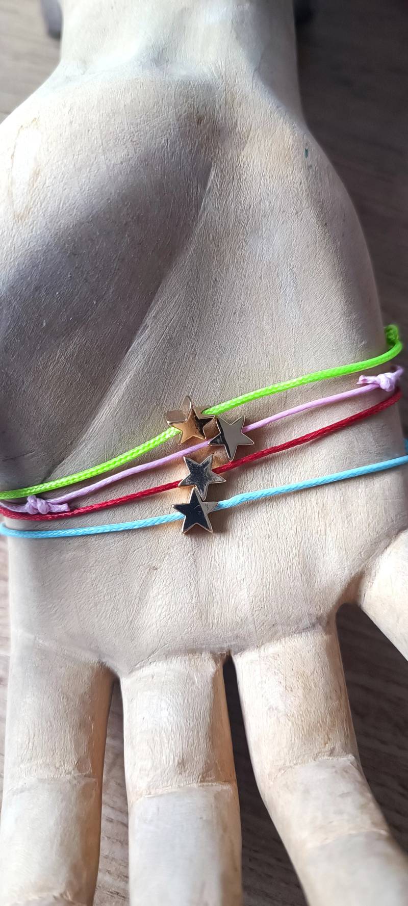 Armband Mit Kleinem Stern in Verschiedene Farben von Himmelswandler