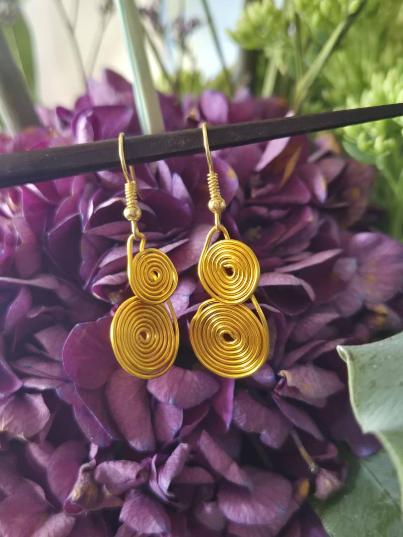 Ohrringe Aus Schmuckdraht, Gold/Bronze von Himmelswandler