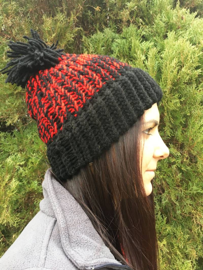 Rot Und Schwarz Stricken Hut Rot Und Schwarz Stricken Hut von HintOfAwesome
