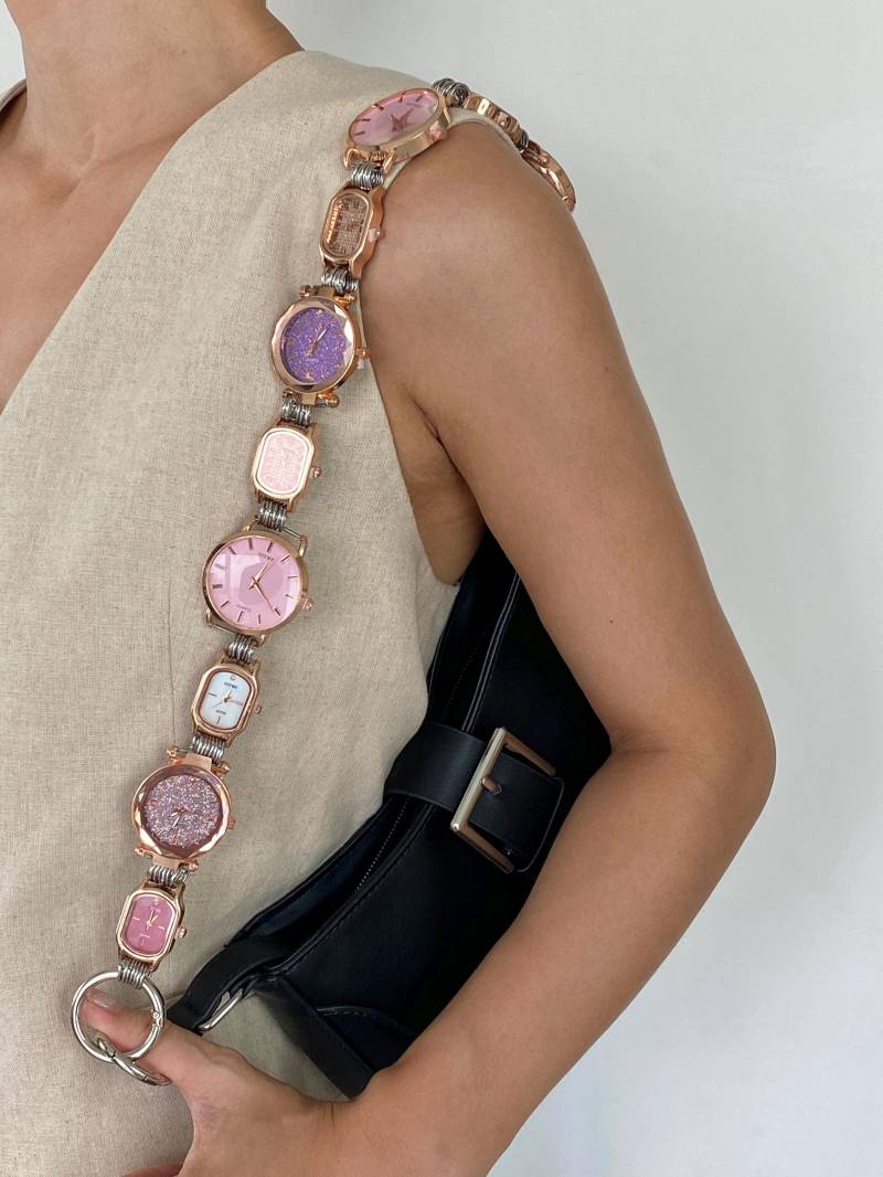 Punk Uhr Gesicht Geldbörse Riemen, Pinky Taschengurt, Mehrfarbige Uhren Silber Taschenkette, Grunge Taschenzubehör, Chunky Y2K Uhren-Taschengurt von HipCraftShop