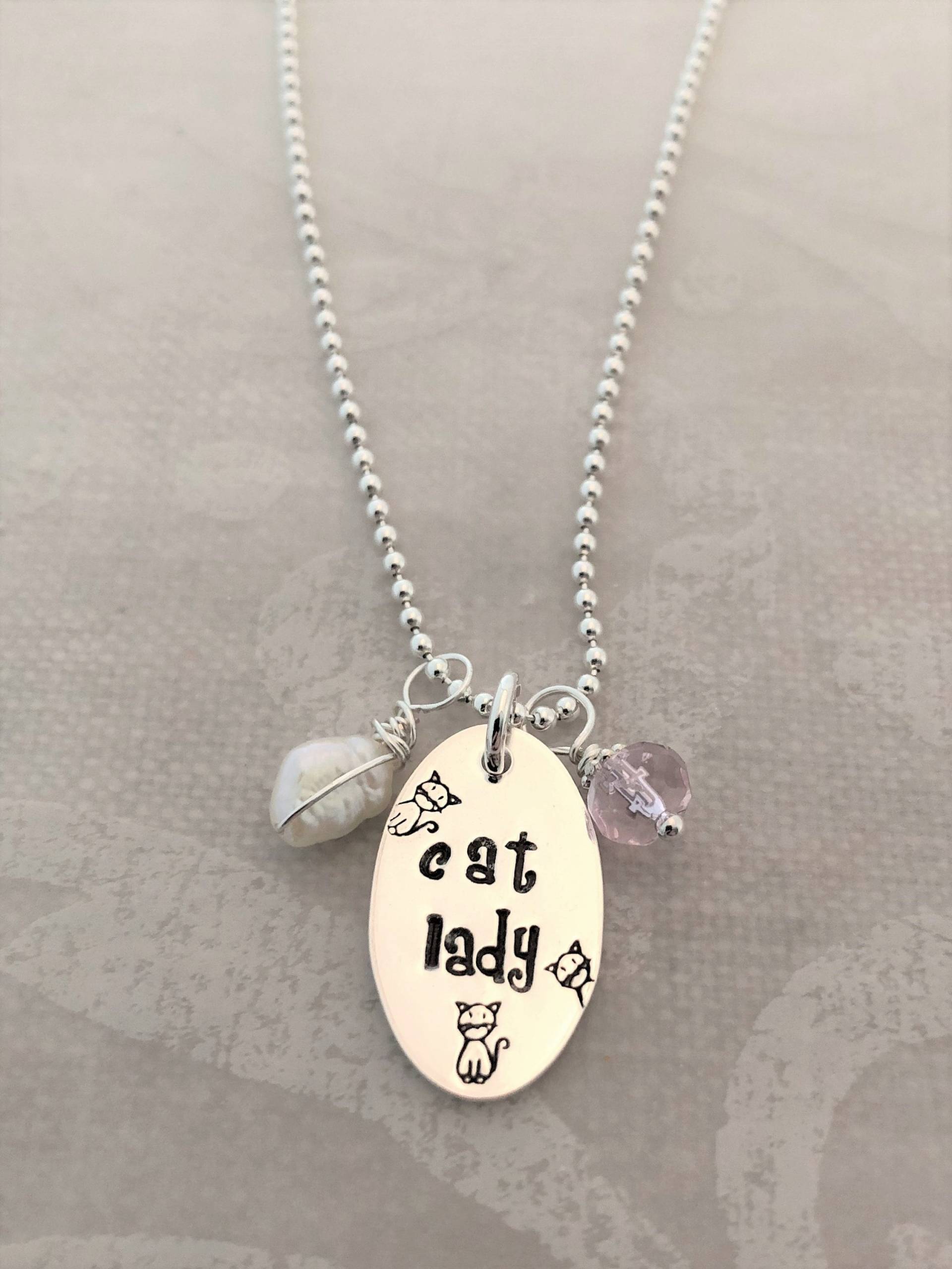 Katzendame Halskette Katzendame Halskette von HipMomJewelry