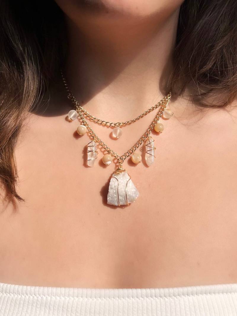 Aura Quarz Gold Halskette | Winterschmuck Perlen Und Citrin Bergkristall Schmuck Perlenkette Einzigartig Aura Quarz Gold Halskette | Winterschmuck Perlen Und Citrin Bergkristall Schmuck Perlenkette Einzigartig von HippieHairBeads