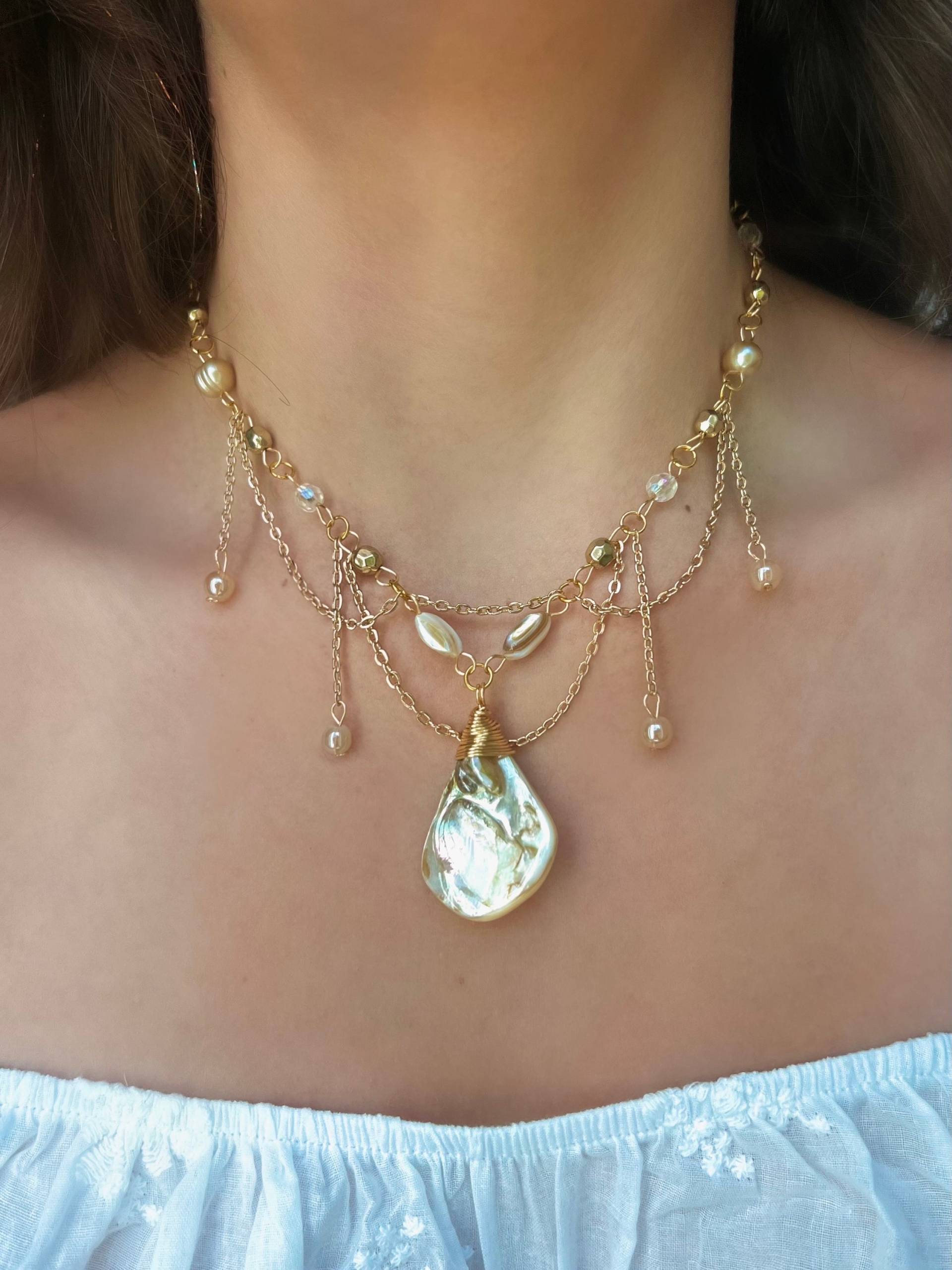 Gold/Silber Perle Unter Dem Meer Halskette | Einzigartig Perlenschmuck Perlmutt Elegantes Statement Stück Braut Perlenkette von HippieHairBeads