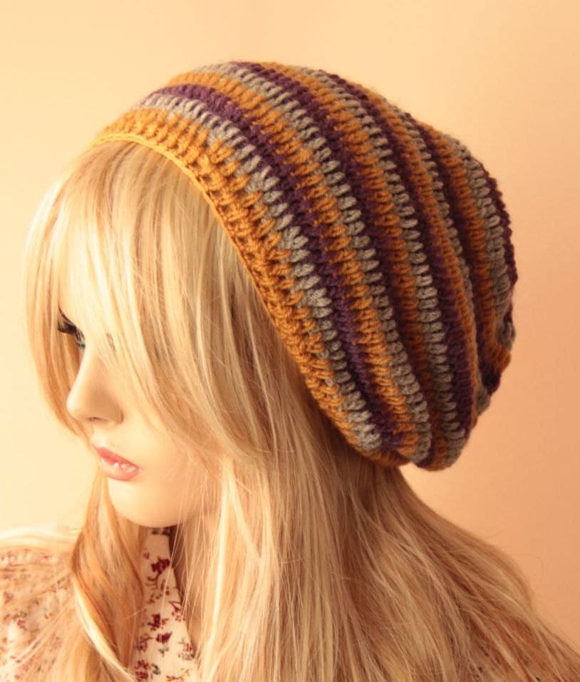 Gehäkelte Beanie Mütze Gestreift, Senf, Lila, Grau, Winter Accessoires, Mütze, Geschenkidee, Geschenk Für Sie, Frauen, Wollmischung von HirasuAccessories