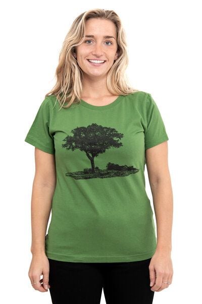 Hirschkind Fair-Trade-Frauenshirt "Baum im Oderbruch" - Made in Kenia - grasgrün von Hirschkind