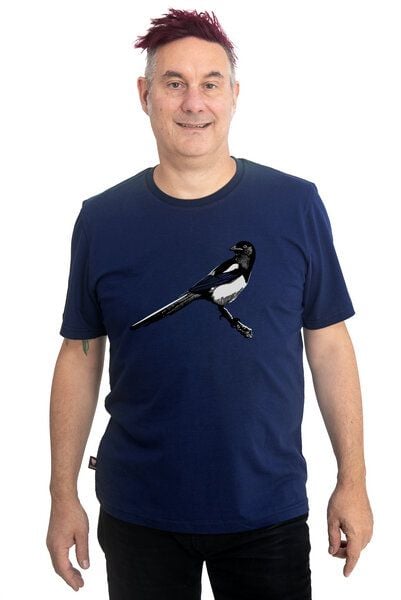 Hirschkind Fair-Trade-Männershirt "Elster" - Made in Kenia - medieval blue von Hirschkind