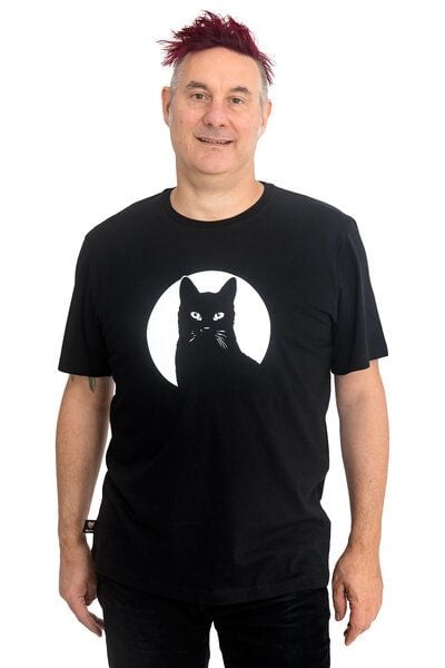 Hirschkind Fair-Trade-Männershirt "Schwarzer Kater" - Made in Kenia - schwarz von Hirschkind