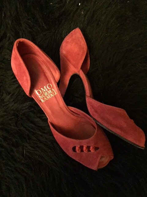 Omo Norma Kamali 1940Er Jahre Stil D " Orsay Roten Wildlederpumps 7 B Omo Norma Kamali 1940Er Jahre Stil D " Orsay Roten Wildlederpumps 7 B von HisCoyMistress