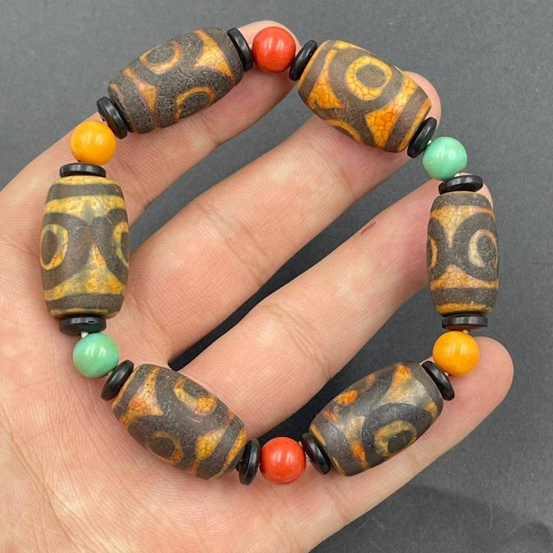 Wunderschöne Antike Tibtan Alte Achat Seltene 6 Dzi Perlen Mit Seltenen Augen Altes Reizendes Armband Verstellbar von HistoricHoards