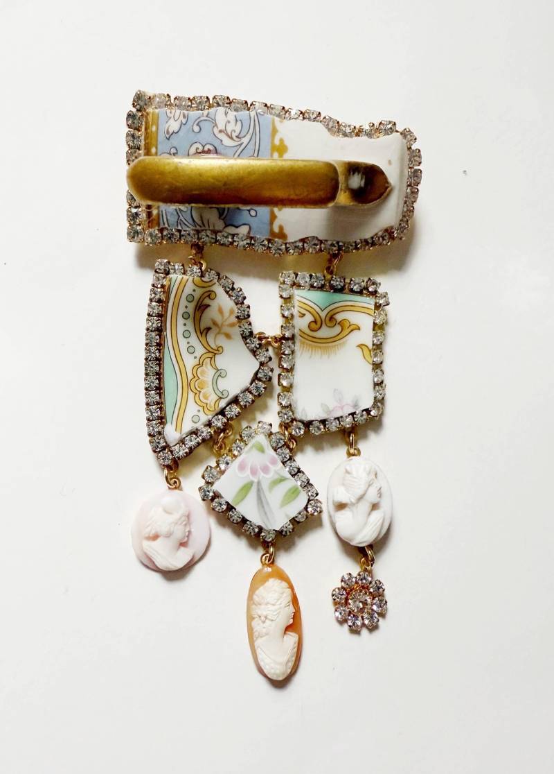 Teestunde Kamee Brosche von HistoryTimeTraveler