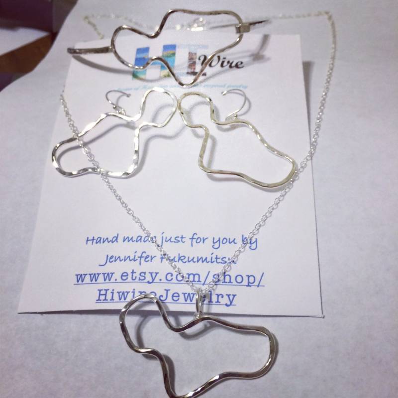 Maui Strong Set Nach Maß Nur Für Sie in Hawaii - Schmuck Lahaina Silber Dangle Gold Geschenkset von HiwireJewelry