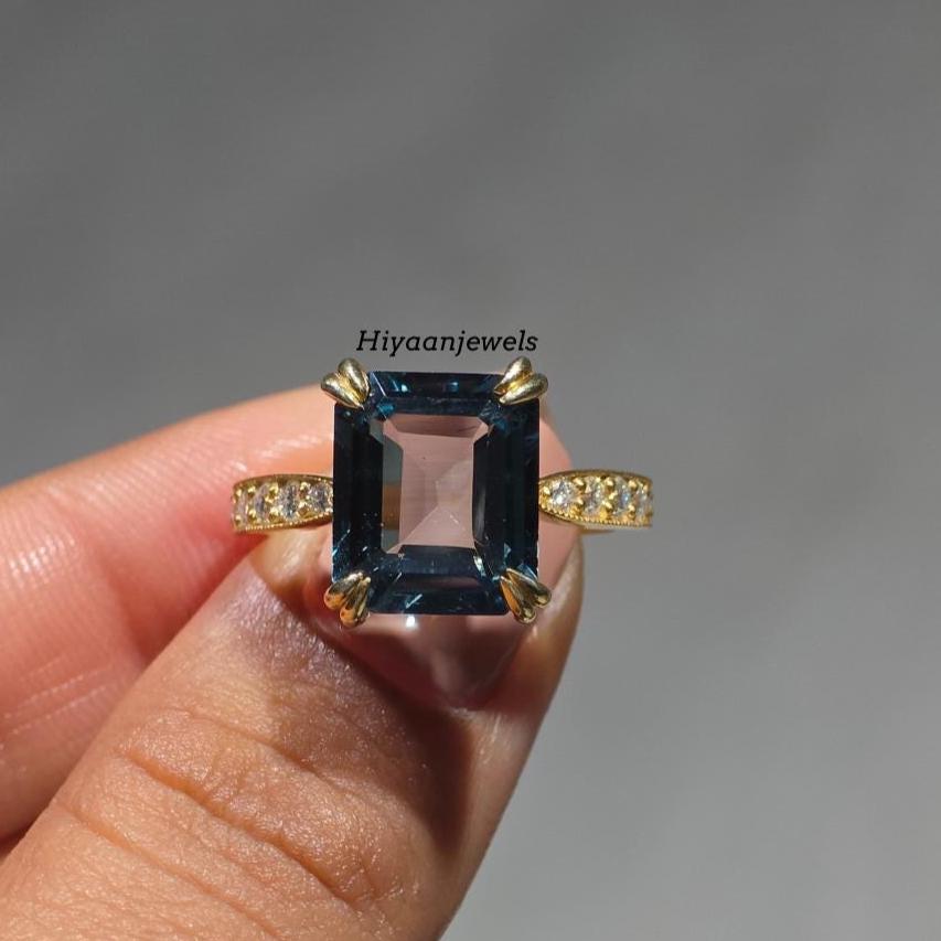 Gorgeous Indicolite Tourmaline Gemstone Ring For Wife, 6.85Ct Emerald Cut Pinch Band Ring, 10K Solid Gold Pave Setting Anniversary Gift Gorgeous Indicolite Tourmaline Gemstone Ring For Wife, 6.85Ct Emerald Cut Pinch Band Ring, 10K Solid Gold Pave Setting Anniversary Gift von Hiyaanjewels