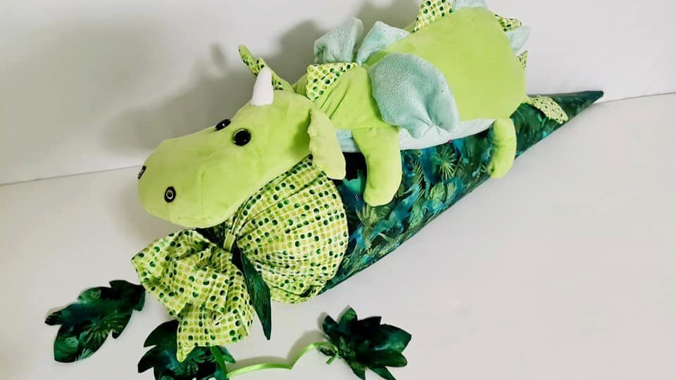 Hobby Welt kreativ Schultüte Schultüte Drache Siegfried – Fertig genähte Schultüte Hobby Welt kreativ Schultüte Schultüte Drache Siegfried – Fertig genähte Schultüte von Hobby Welt kreativ