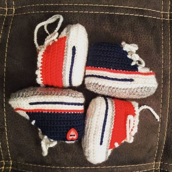Baby Chucks Selbstgehäkelt Baby Chucks Selbstgehäkelt von Hobbytante