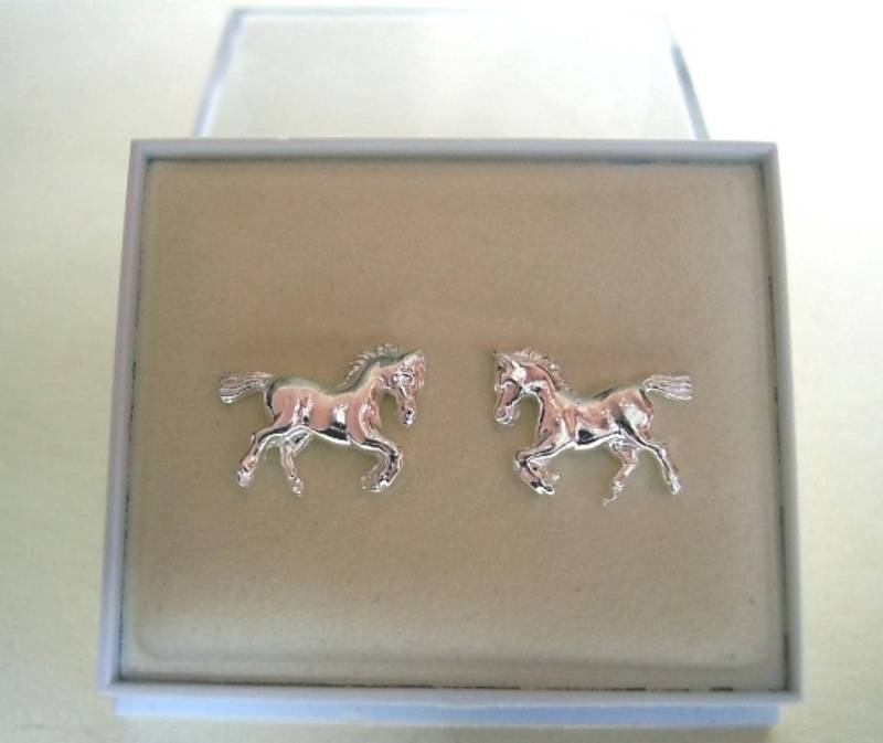 sterling Silber Ohrstecker 9Ct Gold Pferd sterling Silber Ohrstecker 9Ct Gold Pferd von Hockleycharms