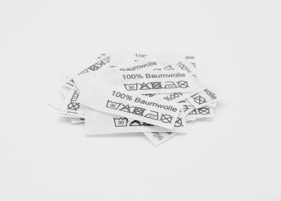 50 Textiletiketten 100% Baumwolle 3 P. Bügeleisensymbol 15x40mm 50 Textiletiketten 100% Baumwolle 3 P. Bügeleisensymbol 15x40mm von HoedtkeVertrieb