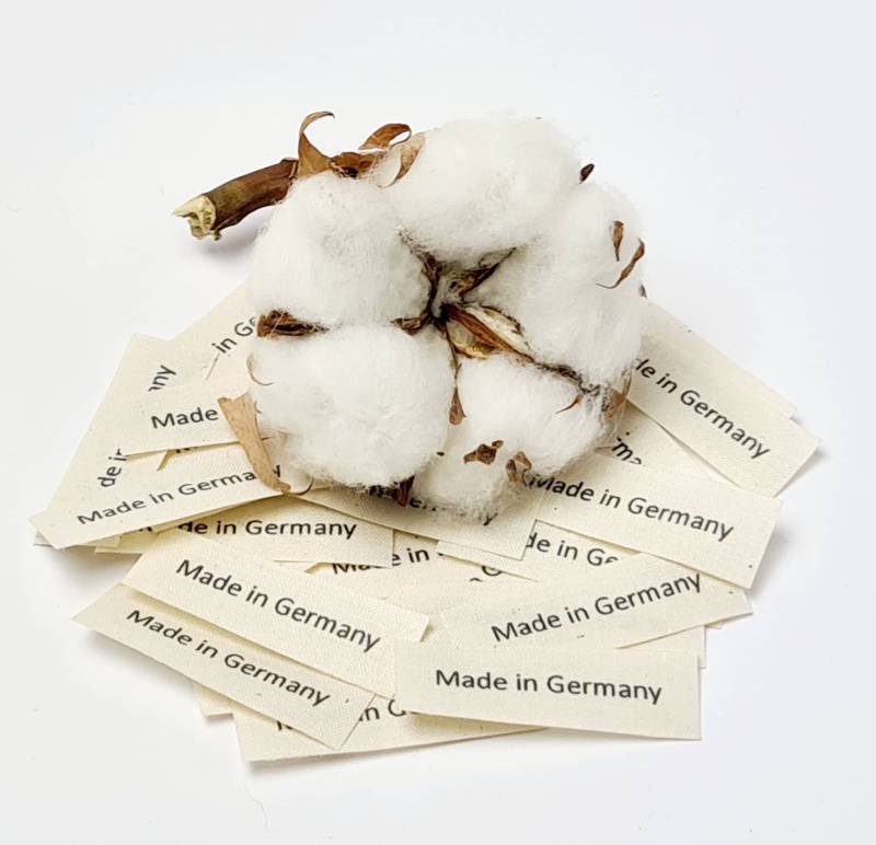Textiletiketten Aus Naturbaumwollband Mit Der Aufschrift "Made in Germany" 25 Stück Textiletiketten Aus Naturbaumwollband Mit Der Aufschrift "Made in Germany" 25 Stück von HoedtkeVertrieb