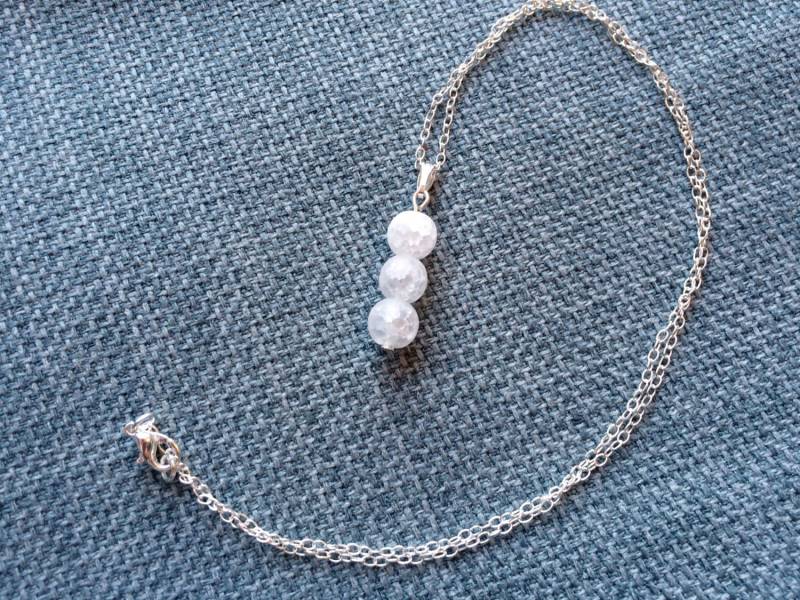 Schöne Bergkristall Anhänger Halskette Sterling Silber Kette - April Birthstone Schöne Bergkristall Anhänger Halskette Sterling Silber Kette - April Birthstone von HoggwinkleDesigns