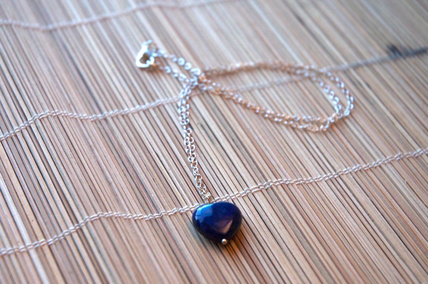 Wunderschöne Lapislazuli-Herz-Anhänger 925Er Silber Kette - September Birthstone Wunderschöne Lapislazuli-Herz-Anhänger 925Er Silber Kette - September Birthstone von HoggwinkleDesigns