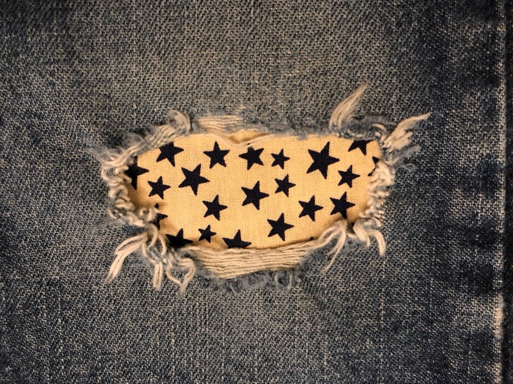 Marineblau Sterne "Peek A Boo" Jeansaufnäher Zum Aufbügeln - Denim By Holeypatches." von HoleyPatches