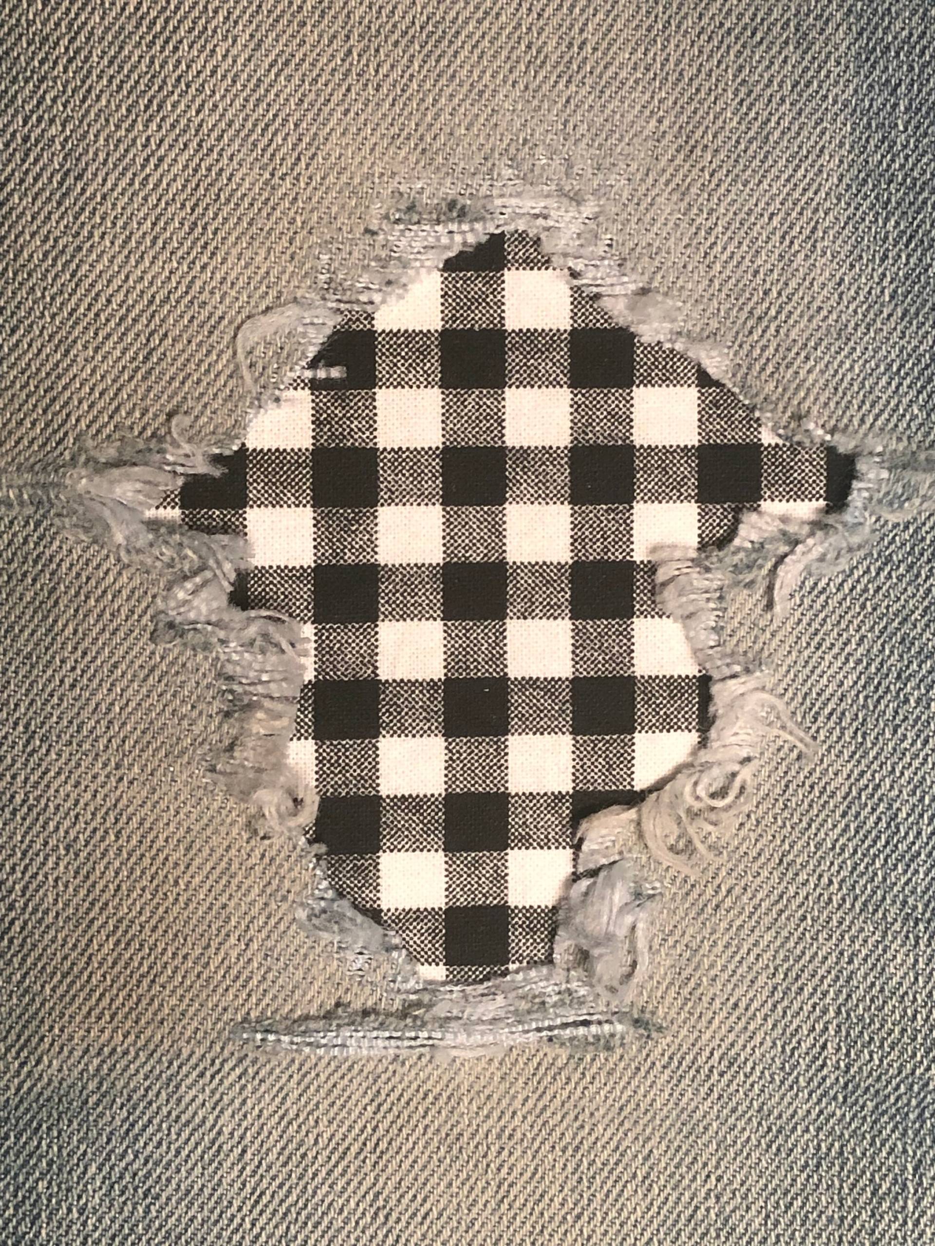 Schwarz Karo "Peek A Boo" Denim Aufnäher Super Strong Iron On - Von Holey Patches | Verschiedene Größen Schwarz Karo "Peek A Boo" Denim Aufnäher Super Strong Iron On - Von Holey Patches | Verschiedene Größen von HoleyPatches
