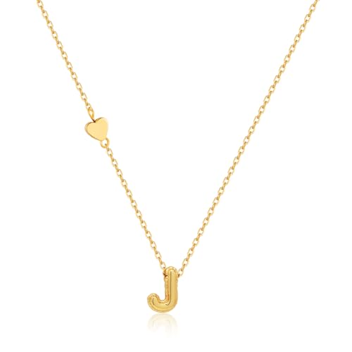 HolidayQbee Kette Buchstaben J Gold Halskette mit Buchstaben J Anhänger und Herz Design – Personalisierte Schmuck Kette für Frauen – Einzigartiges Geschenk für Sie von HolidayQbee