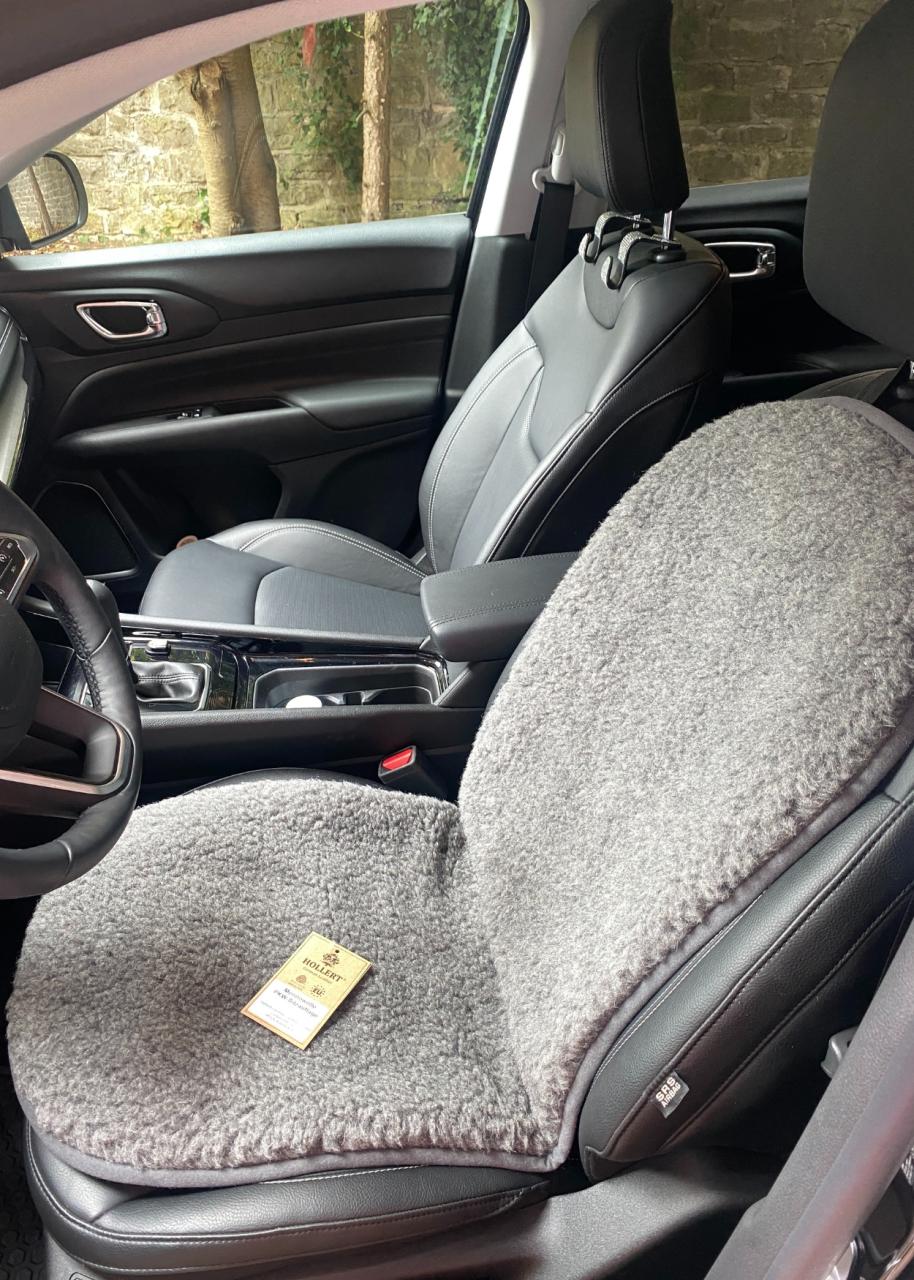 Autositzauflage aus Merinowolle Farbe: Grau von Hollert