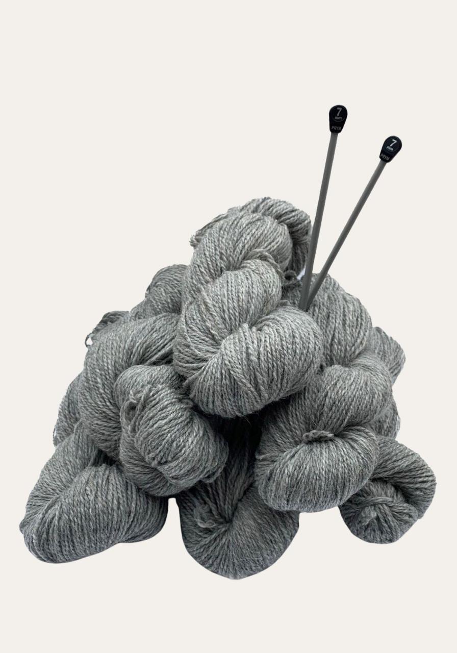 Strickwolle Schafwolle Grau 1kg von Hollert