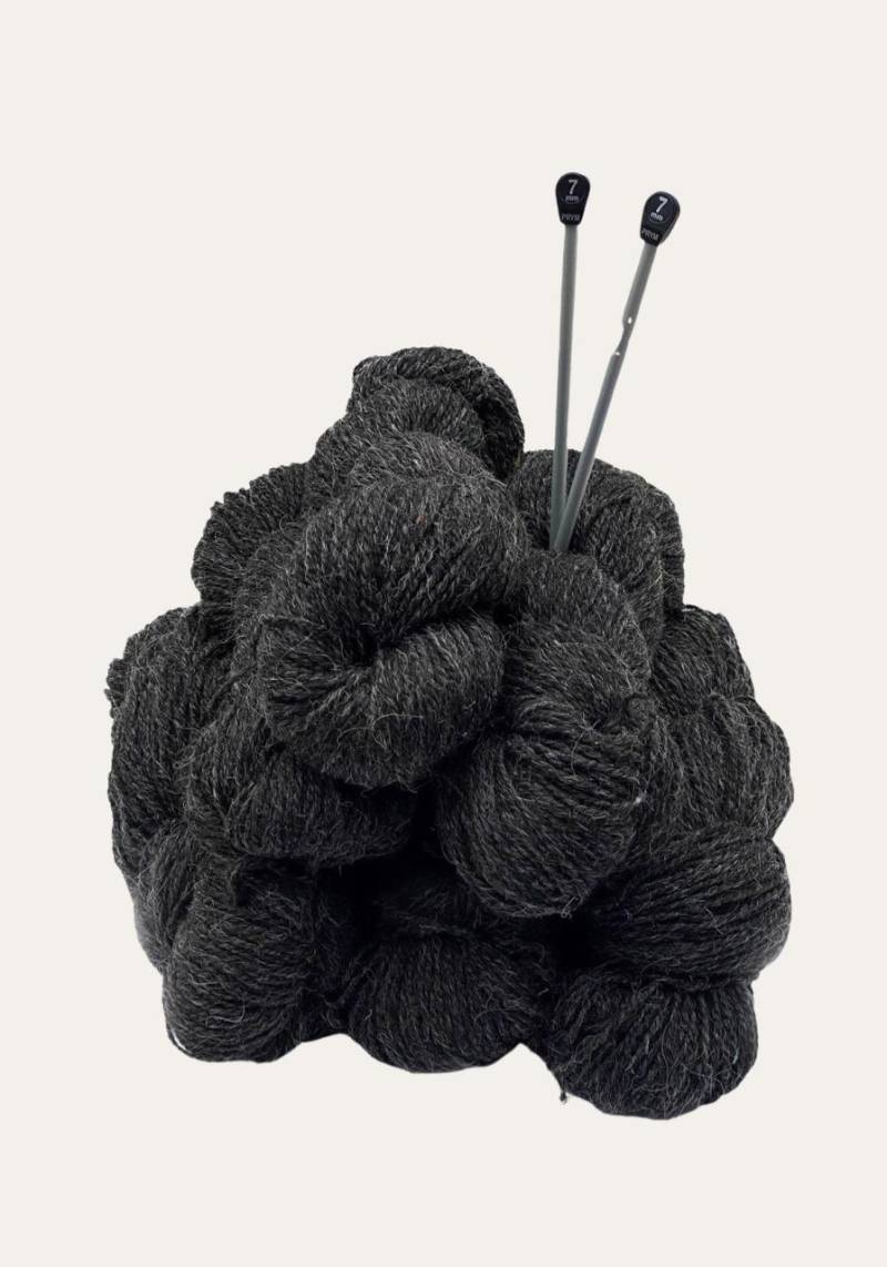 Strickwolle Schafwolle Schwarz 1kg von Hollert
