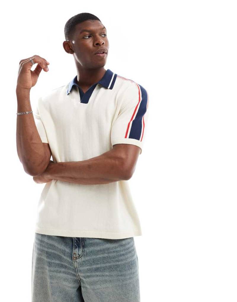 Hollister - Adrettes Strick-Polohemd in Creme mit Kontrastkragen-Neutral von Hollister