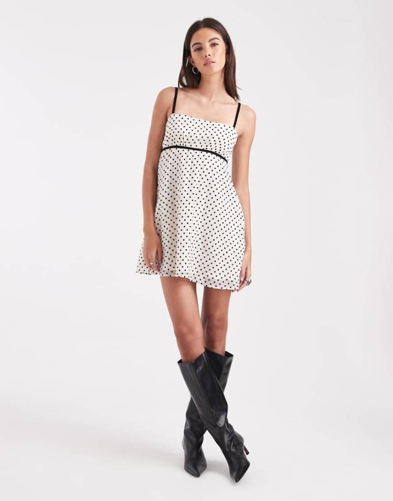 Hollister - Babydoll-Minikleid aus Chiffon mit Polka Dots-Weiß von Hollister