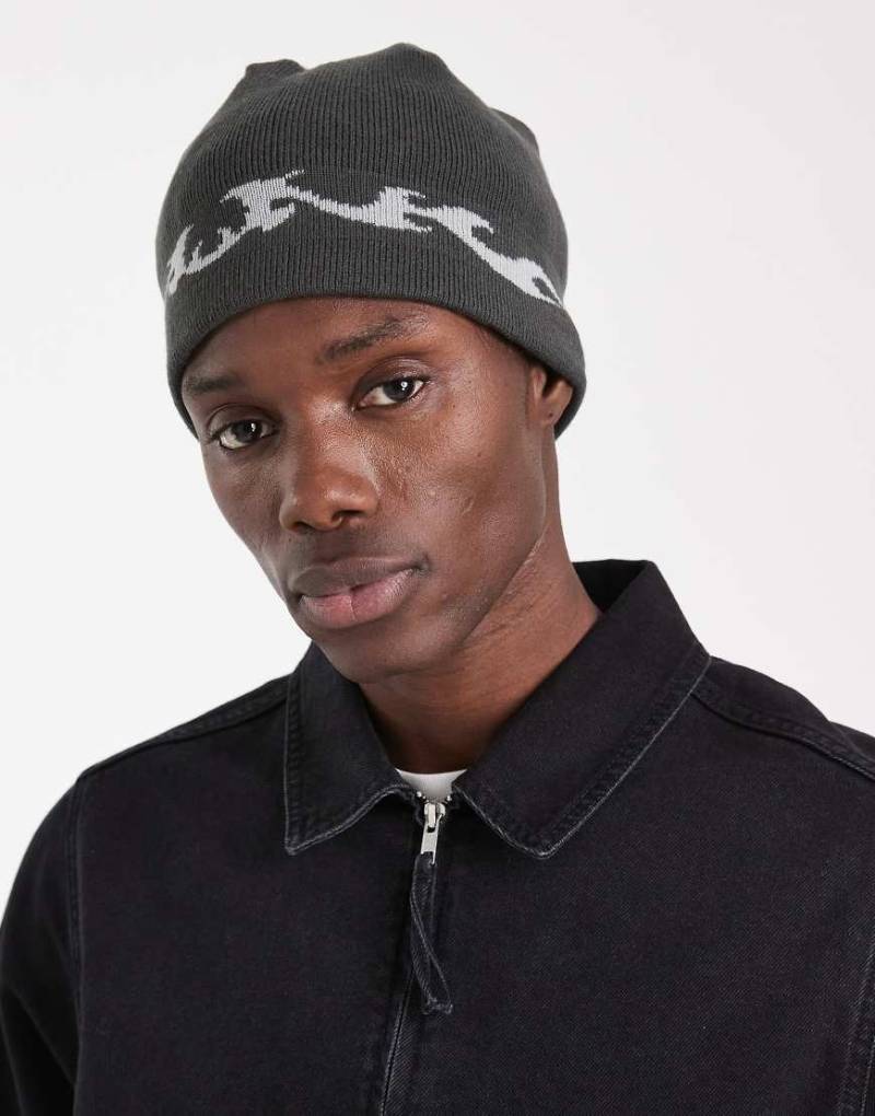 Hollister - Eng anliegende Strickmütze in Dunkelgrau-Brown von Hollister