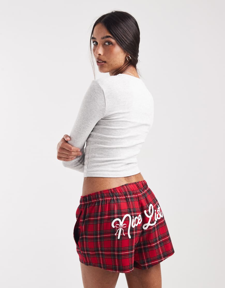 Hollister - Festliche Pyjama-Boxershorts mit rotem Karomuster von Hollister