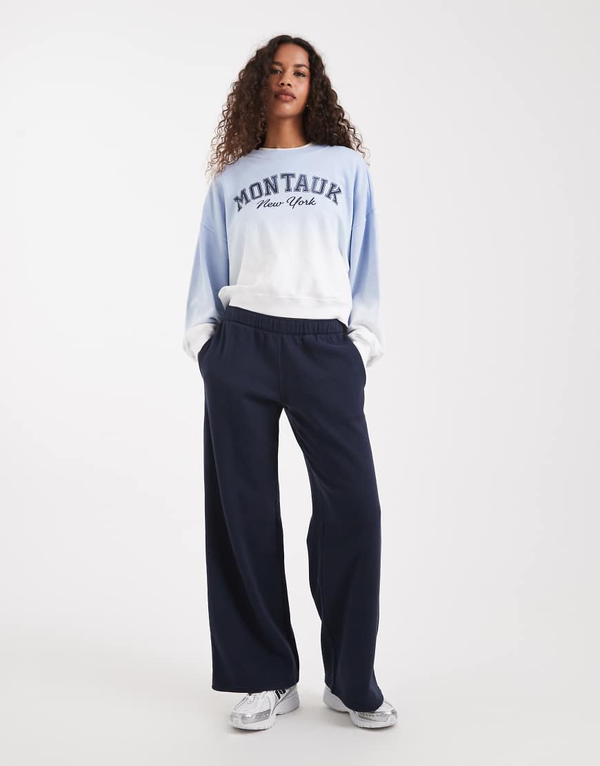 Hollister - Jogginghose in Marineblau mit weitem Bein und Herztaschen von Hollister