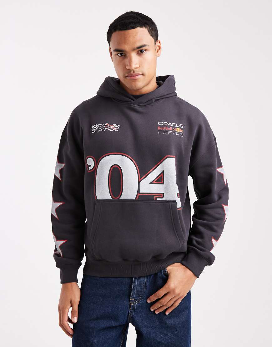 Hollister - Kastiger Kapuzenpullover in Schwarz mit Formel 1-Grafik am Rücken Hollister - Kastiger Kapuzenpullover in Schwarz mit Formel 1-Grafik am Rücken von Hollister