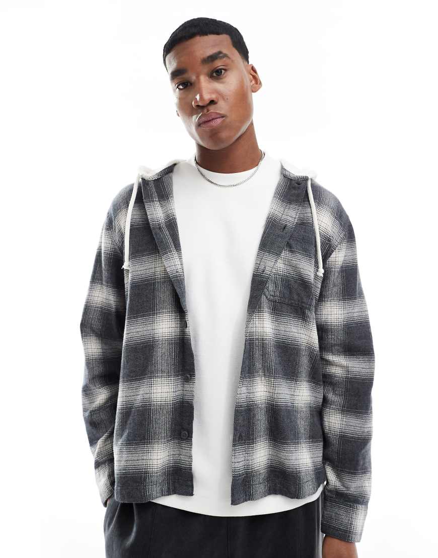 Hollister - Langärmliges Flanellhemd in Grau kariert mit Kapuze Hollister - Langärmliges Flanellhemd in Grau kariert mit Kapuze von Hollister