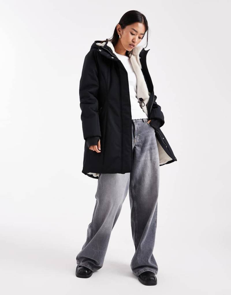 Hollister - Langer Parka in Marineblau mit Kapuze Hollister - Langer Parka in Marineblau mit Kapuze von Hollister