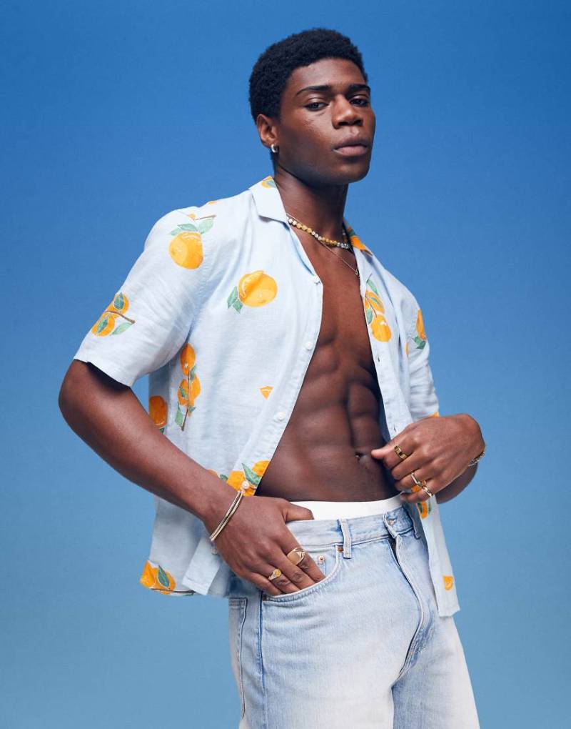 Hollister - Mehrfarbiges, kurzärmliges Hemd aus Leinen mit Orangenprint von Hollister