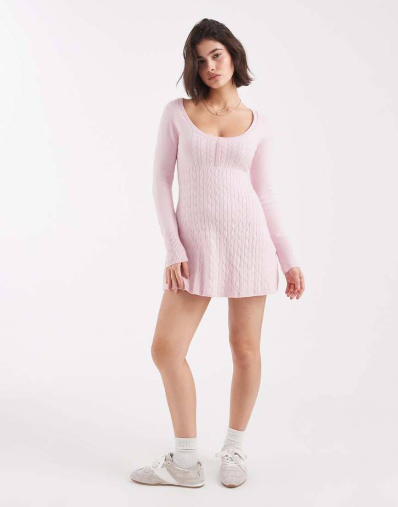 Hollister - Mini-Pulloverkleid im Babydoll-Stil in Rosa mit Knopfleiste vorne von Hollister
