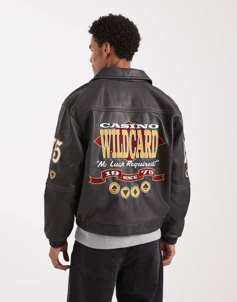 Hollister - Mittelschwere Lederjacke in Schwarz mit Grafik von Hollister