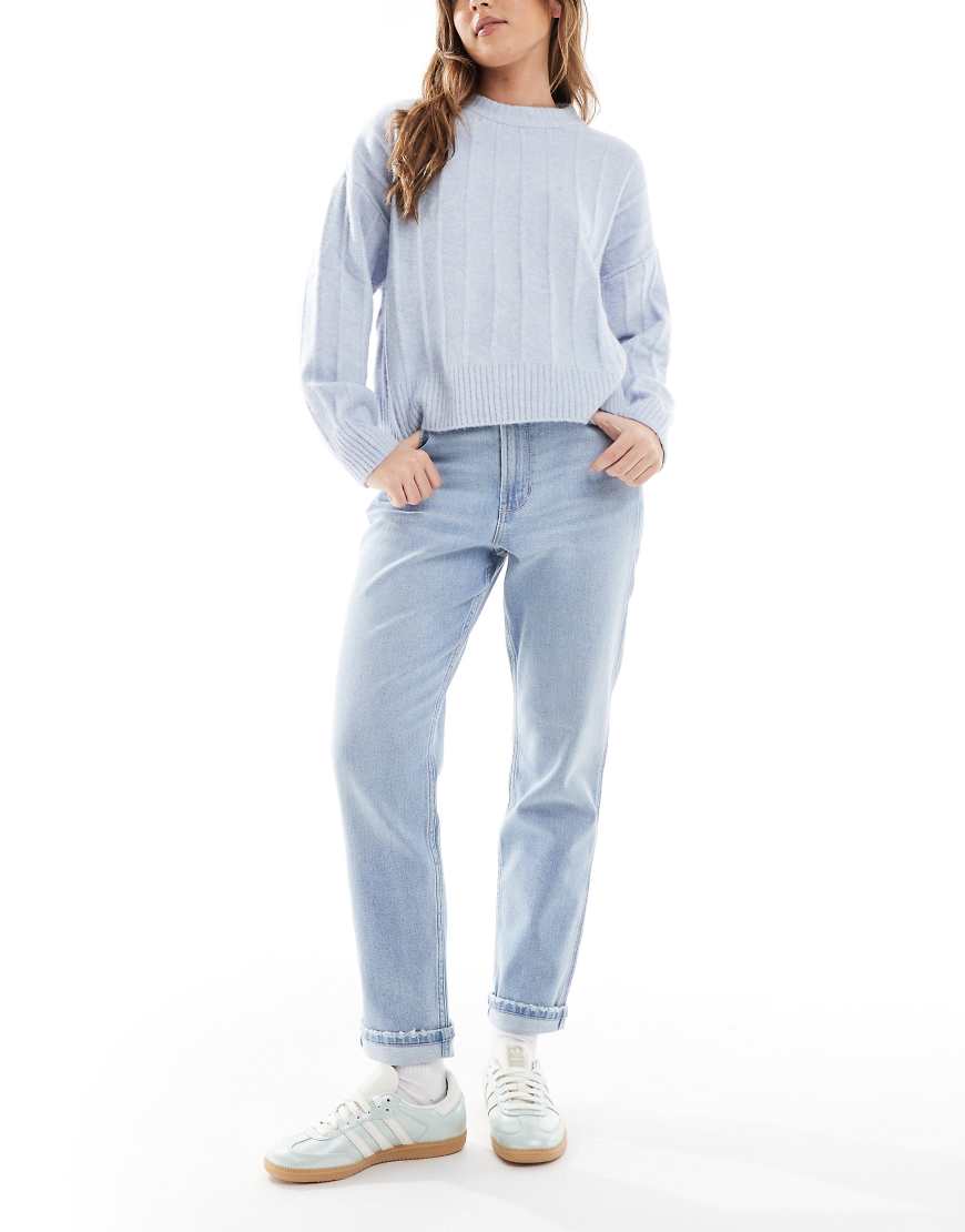 Hollister - Mom-Jeans in cleaner, blauer Waschung mit sehr hohem Bund von Hollister