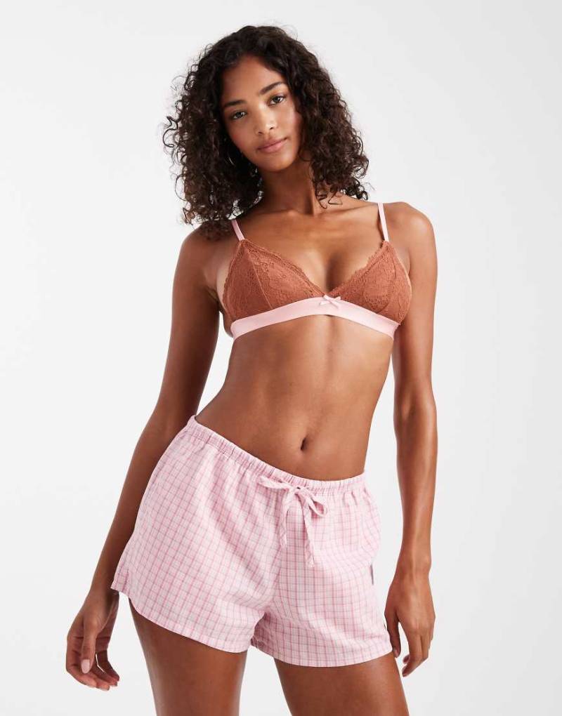 Hollister - Pyjama-Boxershorts in rosa kariert mit Rüschensaum von Hollister