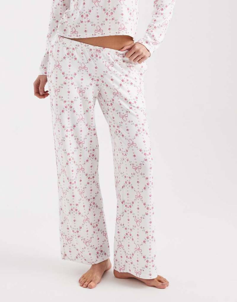 Hollister - Pyjama-Hose in Rosa mit Schleifenmuster, weitem Bein und niedrigem Bund von Hollister