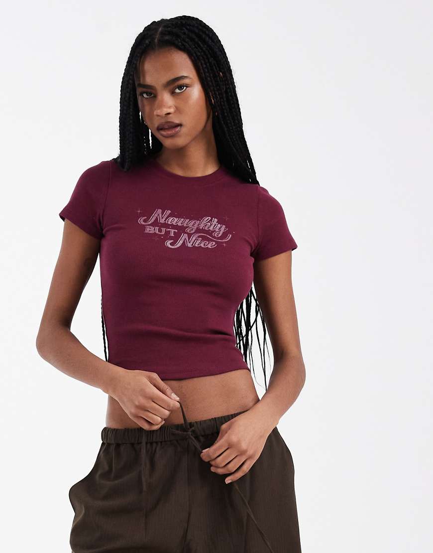 Hollister - T-Shirt in Burgunderrot mit festlicher Grafik von Hollister