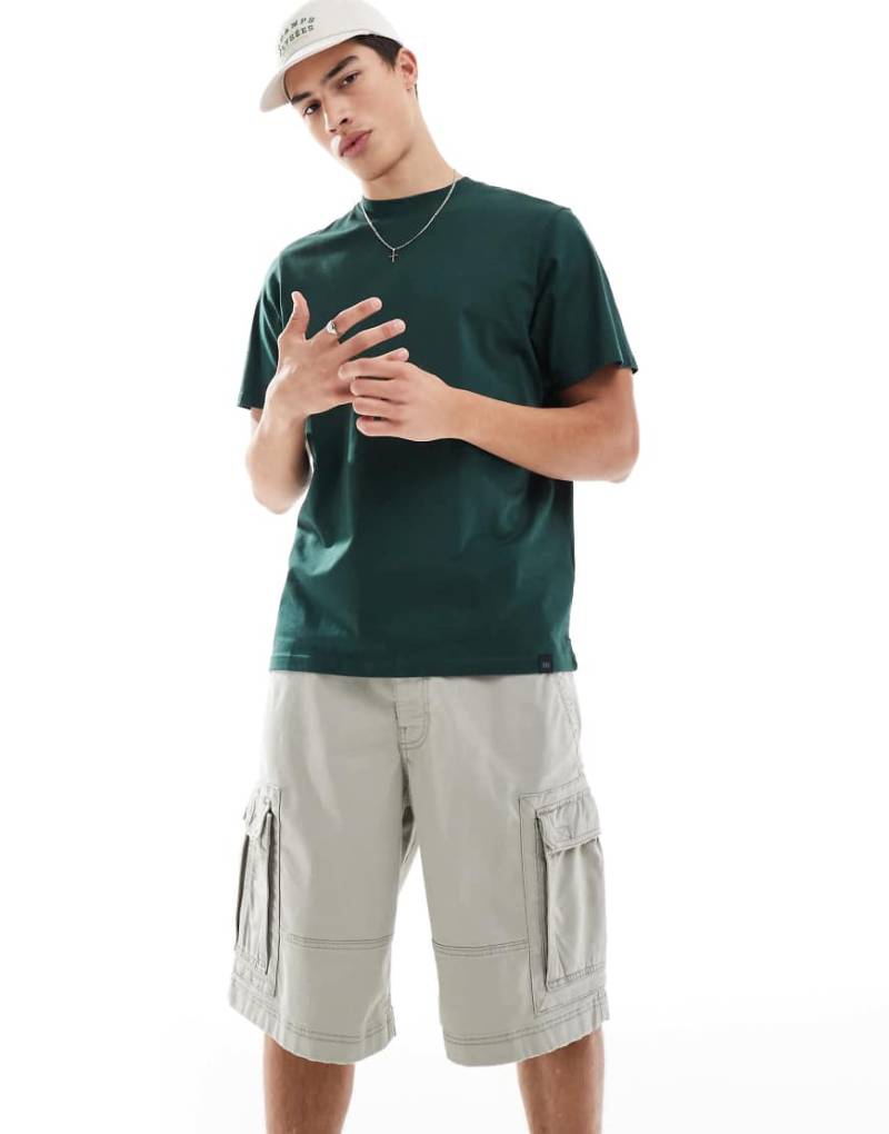 Hollister - Weite Cargo-Shorts in Khaki-Grün Hollister - Weite Cargo-Shorts in Khaki-Grün von Hollister