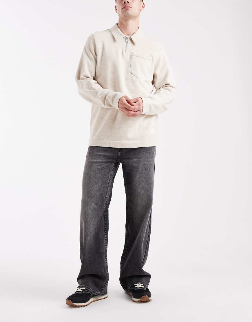 Hollister - Weite Jeans im Y2K-Stil in verwaschenem Schwarz mit Taschen-Details Hollister - Weite Jeans im Y2K-Stil in verwaschenem Schwarz mit Taschen-Details von Hollister