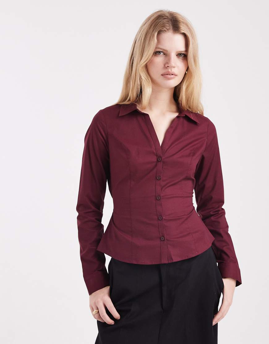 Hollister - Y2K - Langärmliges, tailliertes Hemd in Burgunderrot-Weiß von Hollister
