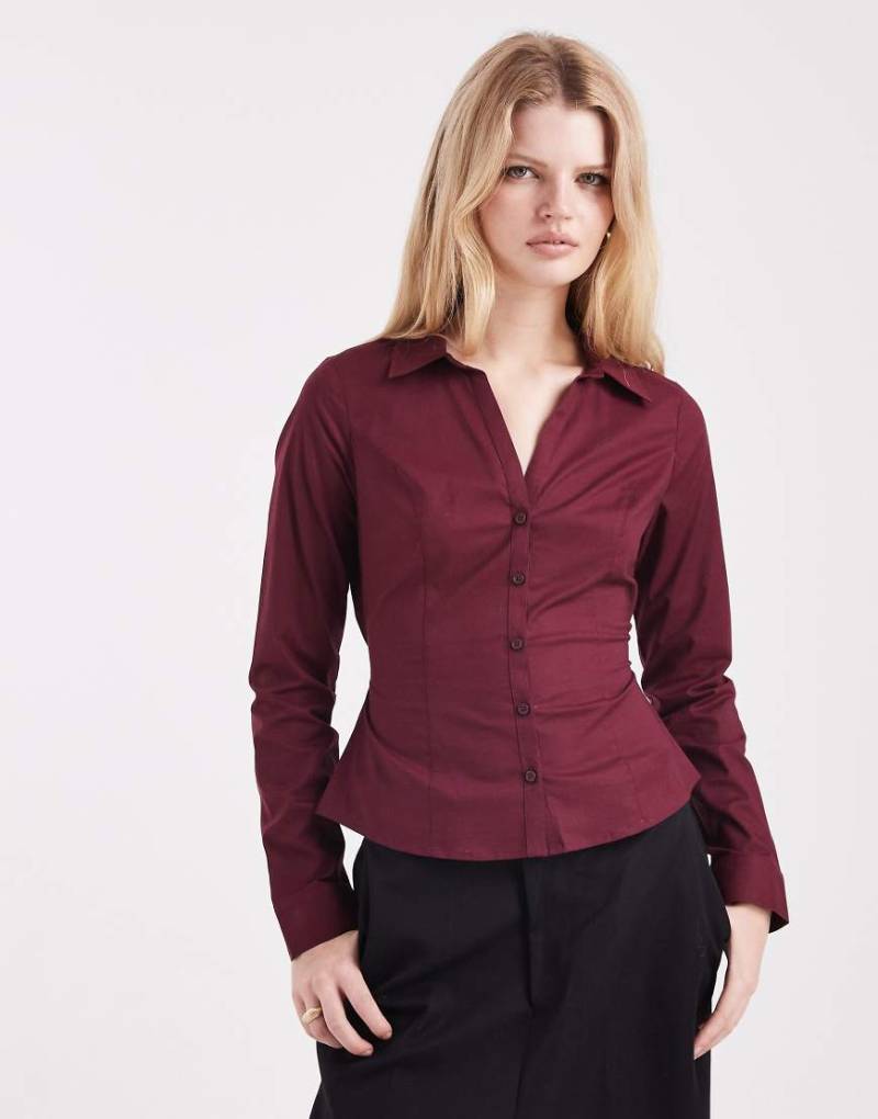 Hollister - Y2K - Langärmliges, tailliertes Hemd in Burgunderrot-Weiß von Hollister