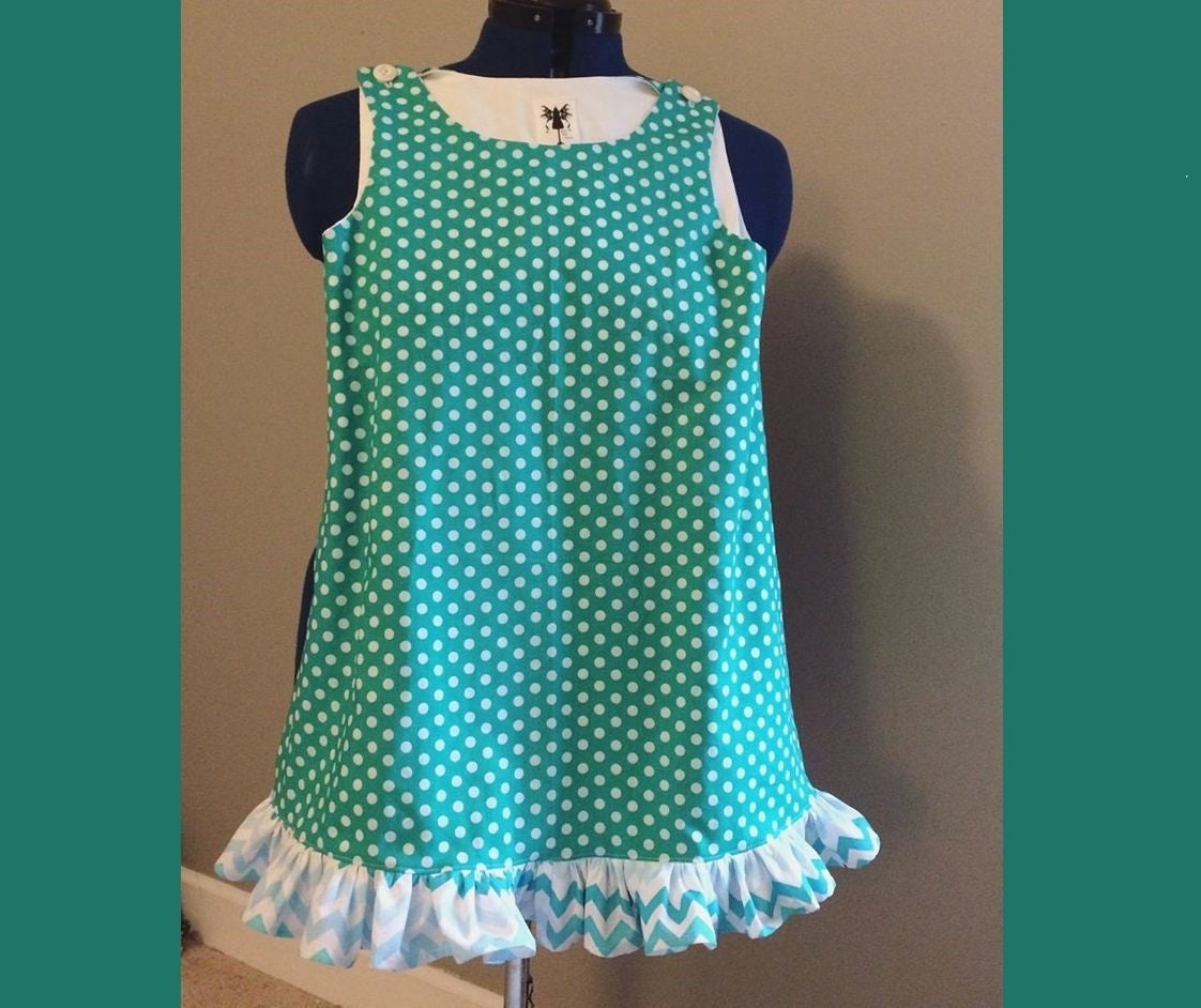 Teal Polka-Dot Kinderkleid Teal Polka-Dot Kinderkleid von HollowHillsCouture