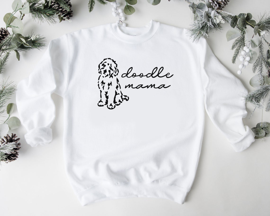 Doodle Mama Sweatshirt, Goldene Mama, Love, Hundeliebhaber Weihnachtsgeschenk, Bestes Geschenk Für Familie von HollyGambleStore